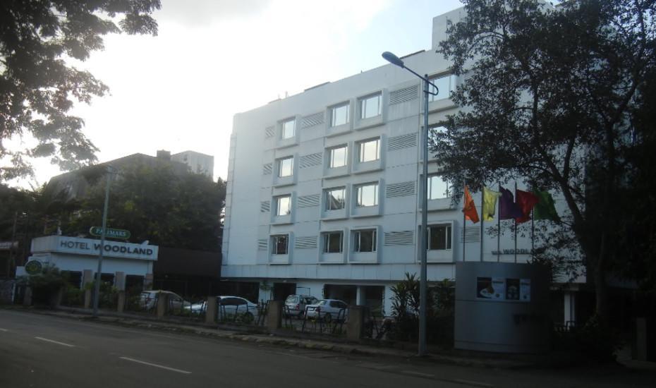 Hotel Woodland Poona Buitenkant foto